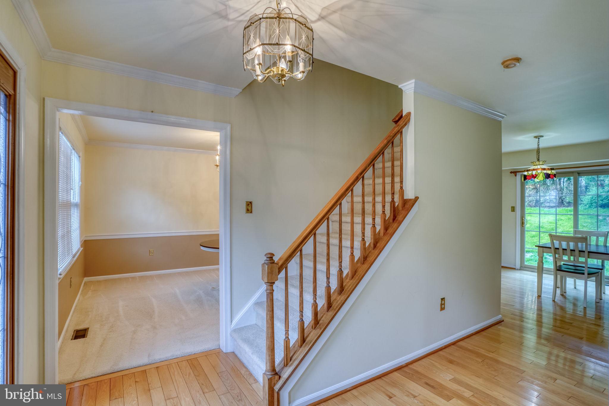 2 LILAC COURT