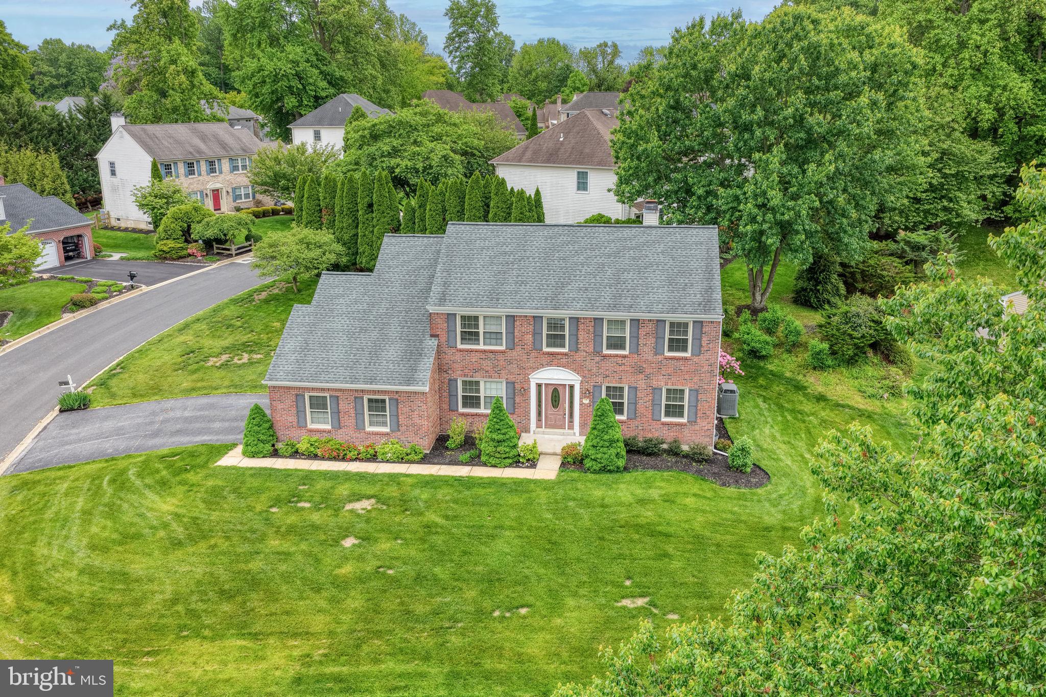 2 LILAC COURT