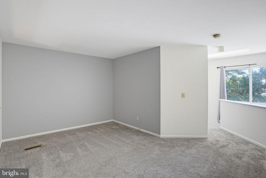 407 MADELINE COURT
