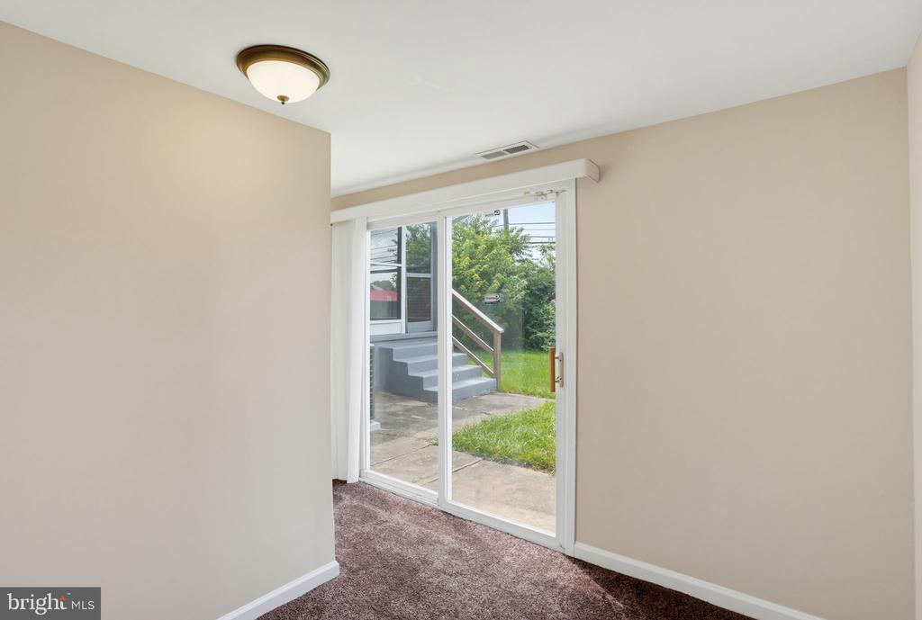 1125 GREENTREE ROAD