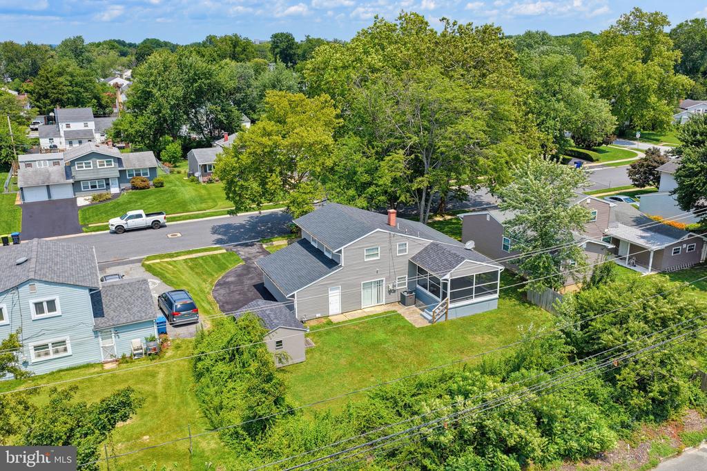 1125 GREENTREE ROAD