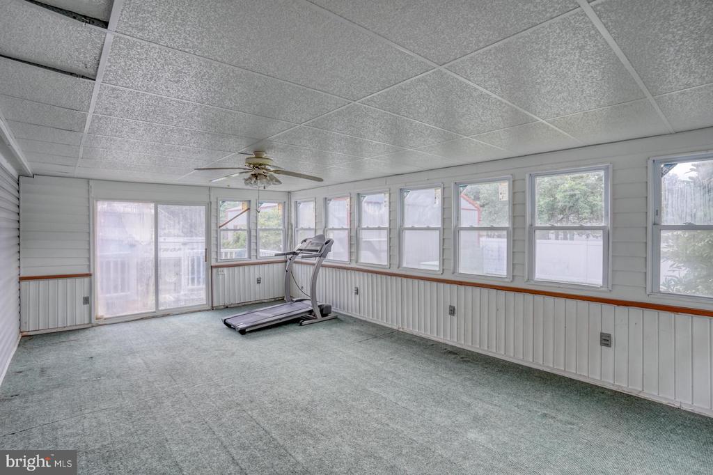 32588 CAPTAINS WAY