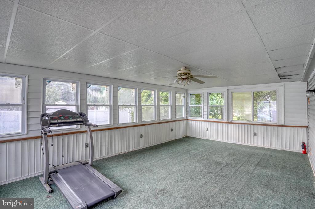 32588 CAPTAINS WAY