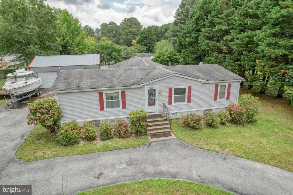 32588 CAPTAINS WAY