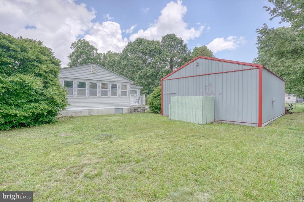 32588 CAPTAINS WAY
