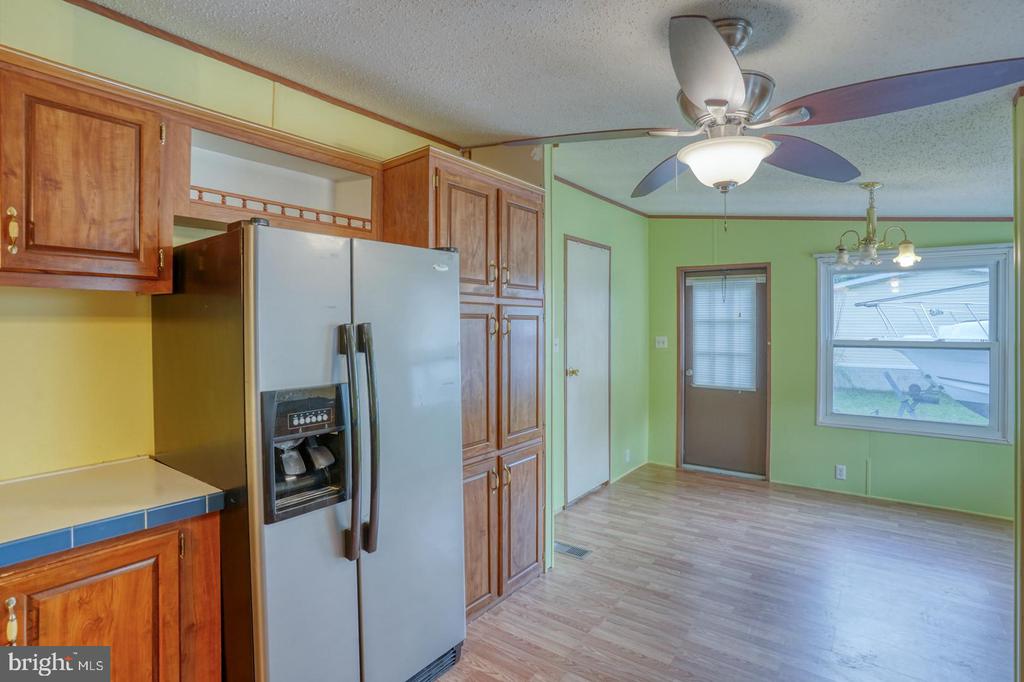 32588 CAPTAINS WAY