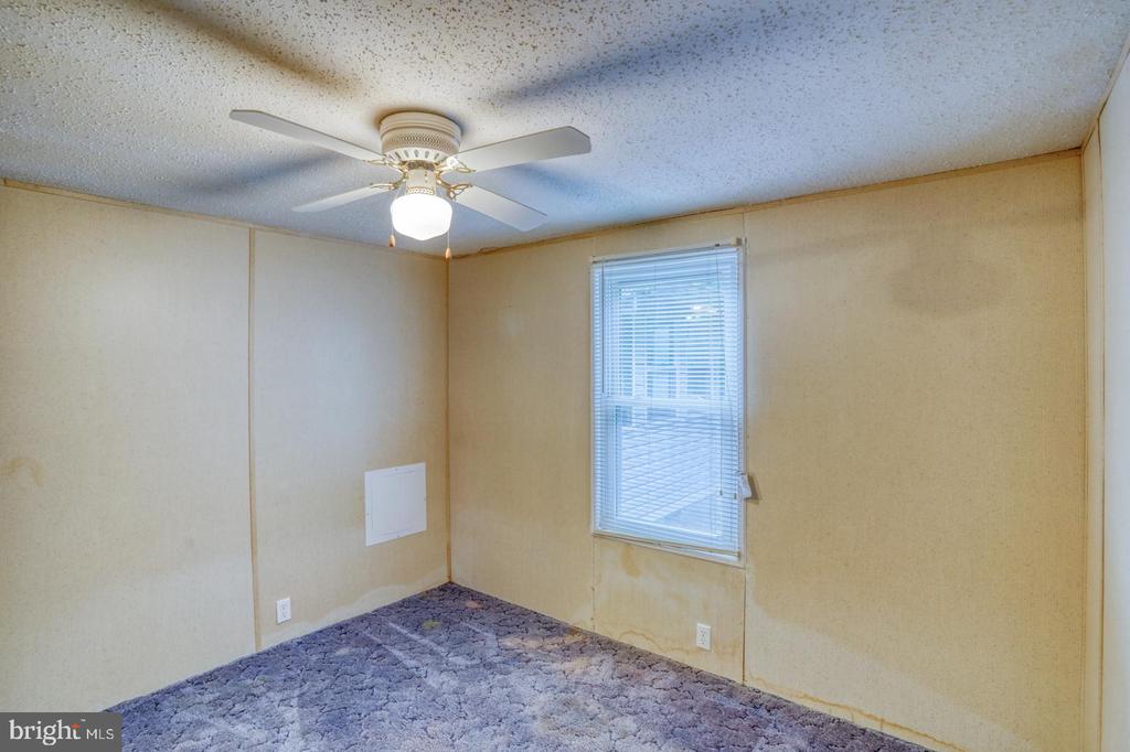 32588 CAPTAINS WAY