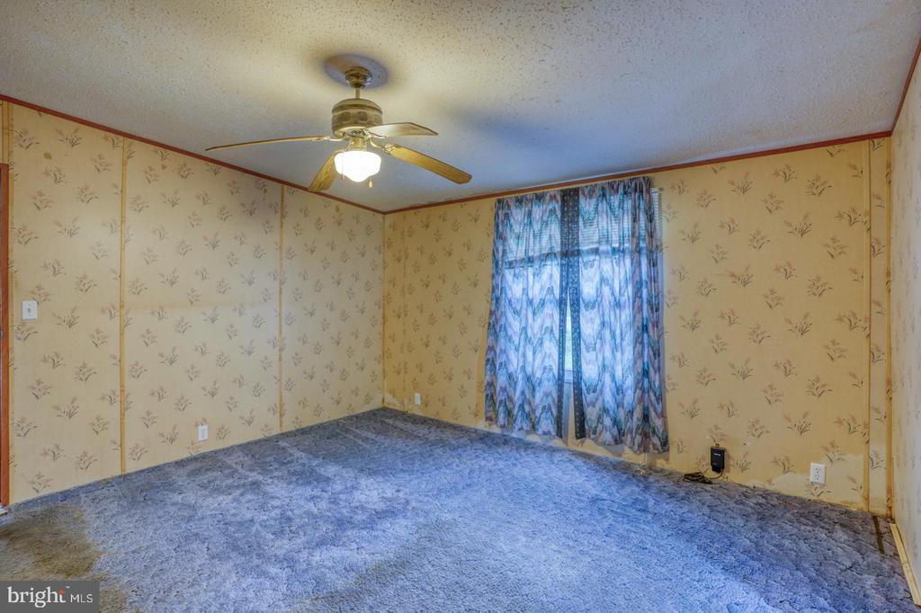 32588 CAPTAINS WAY