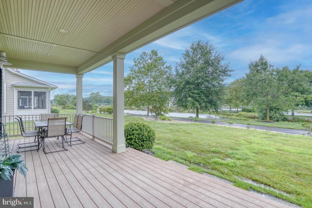 36102 VIREO CIRCLE