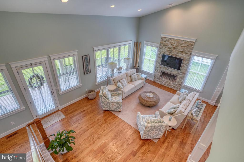 36102 VIREO CIRCLE