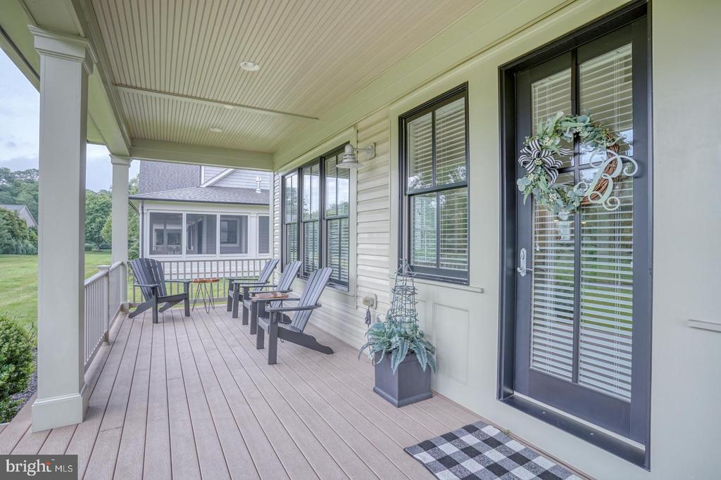 36102 VIREO CIRCLE