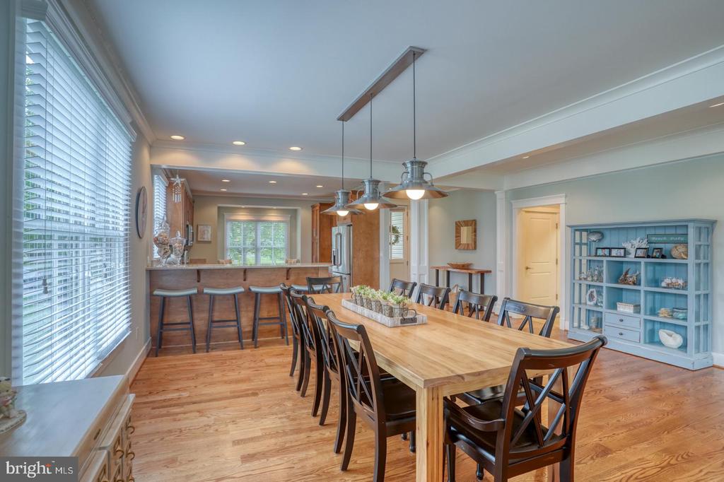 36102 VIREO CIRCLE