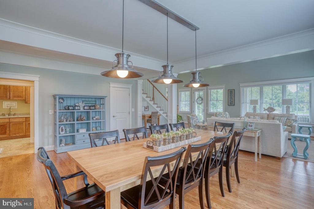 36102 VIREO CIRCLE