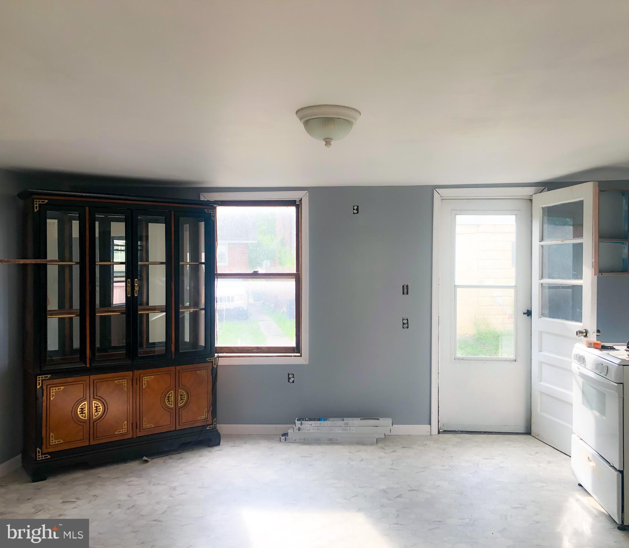 504-504 Rear DILLEY STREET