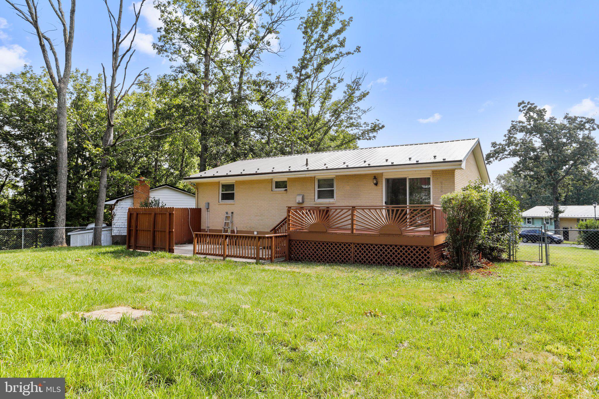 14817 VIEWCREST ROAD SW