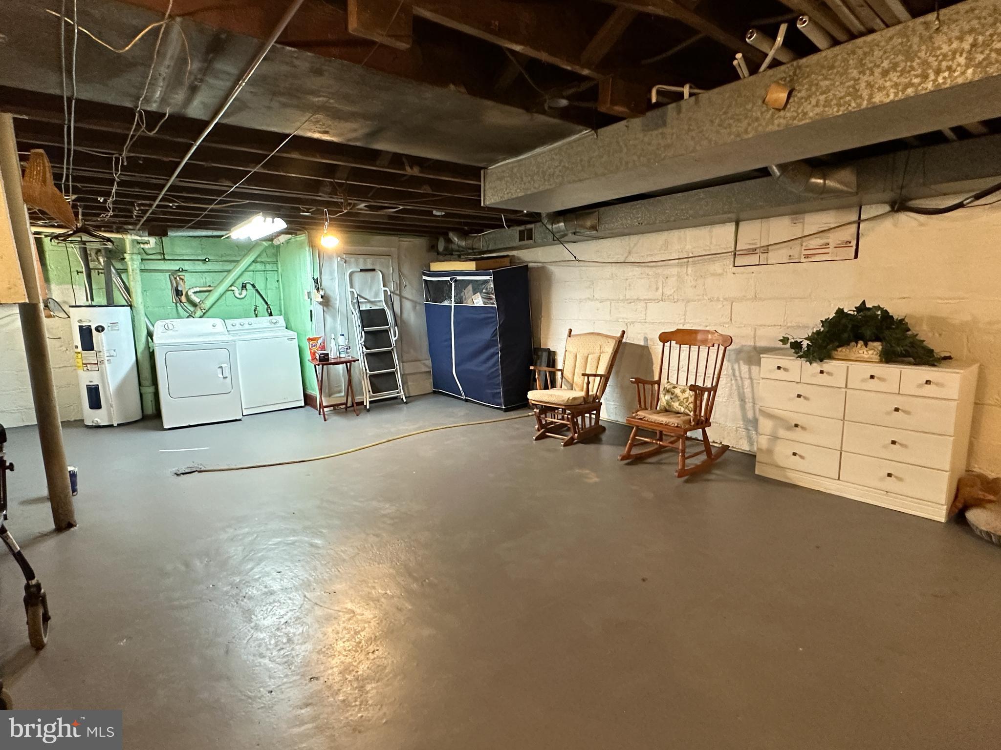 448 WALNUT STREET
