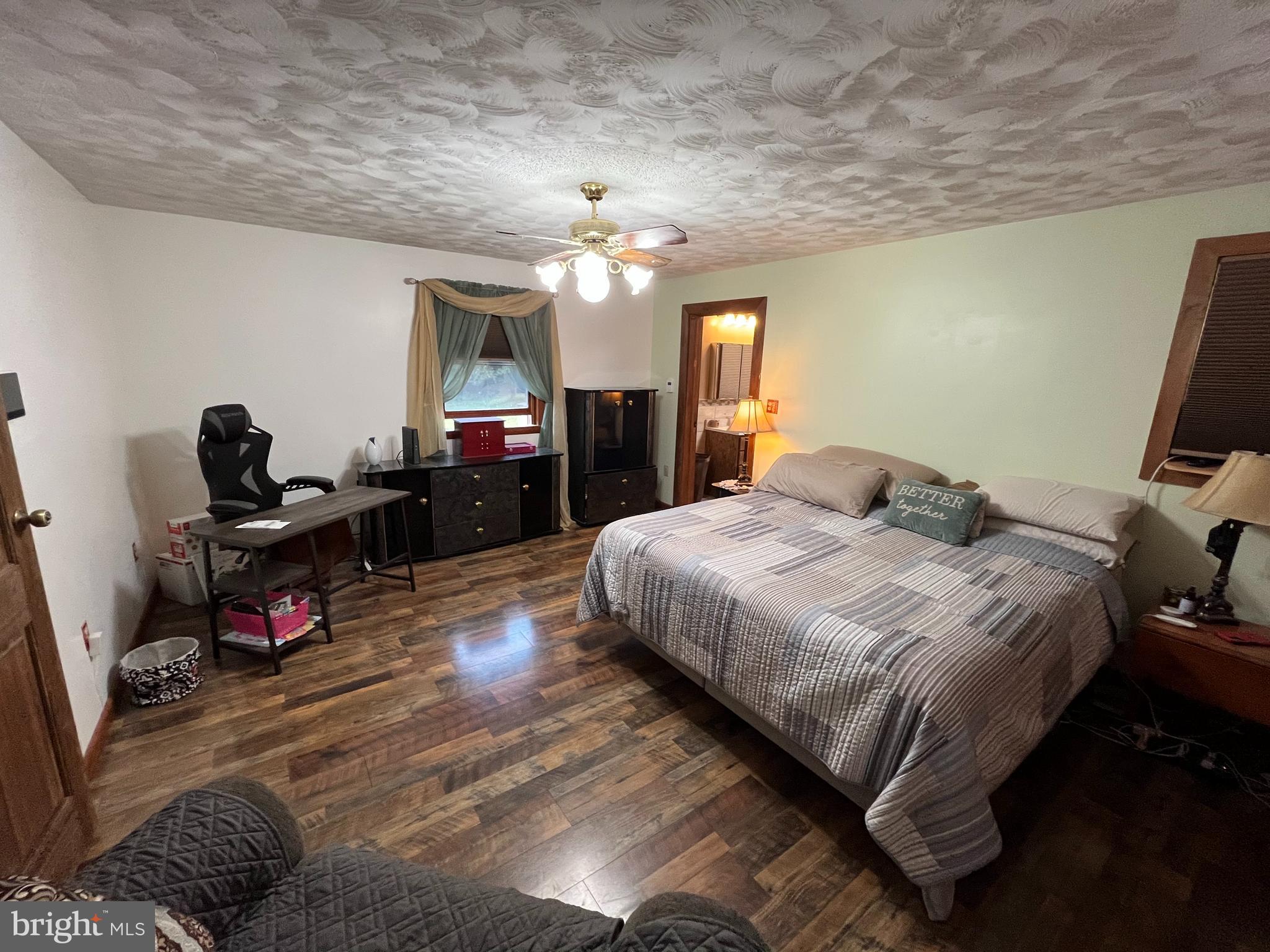 10207 SIVIC LANE