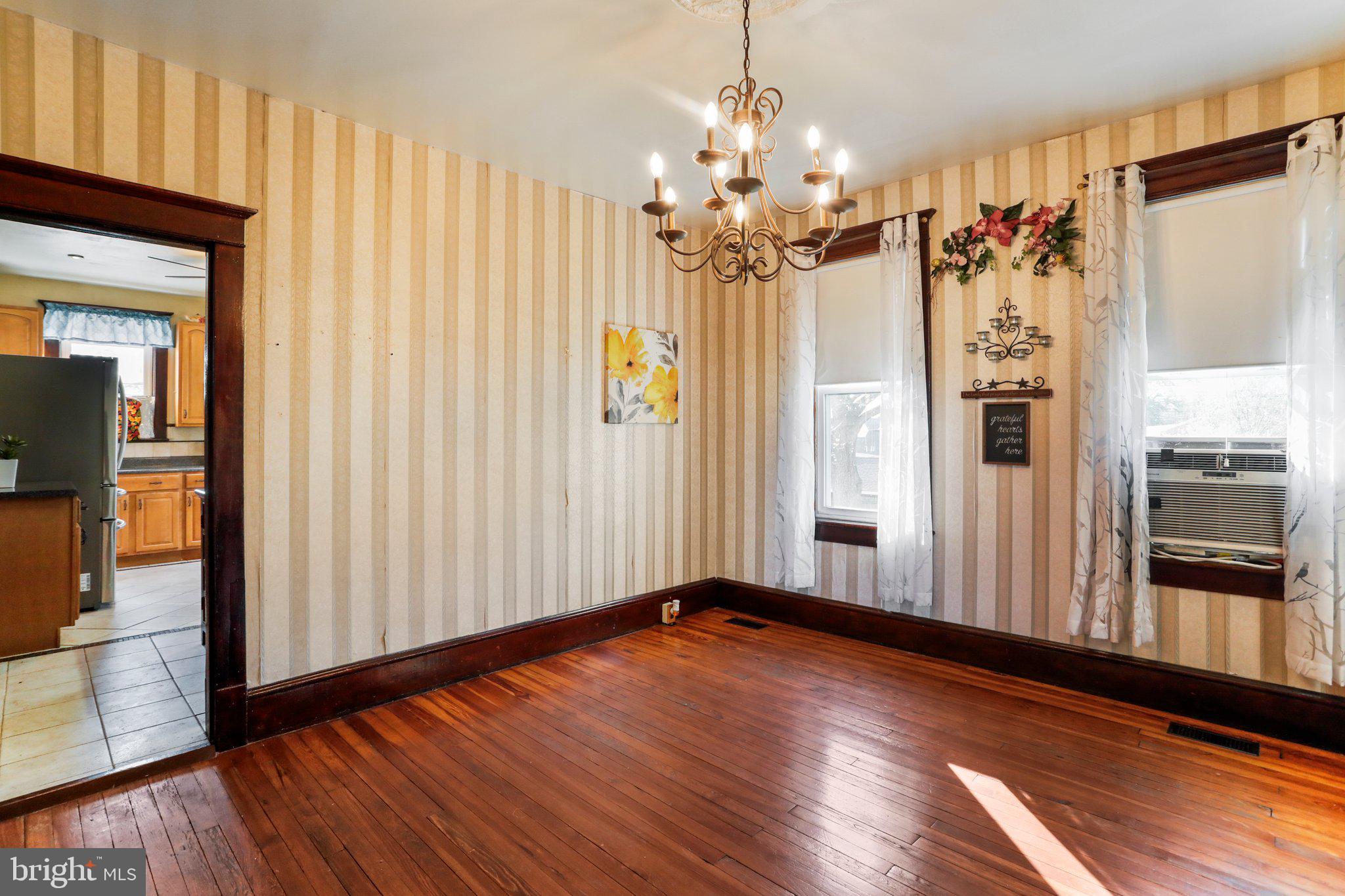 1009 MICHIGAN AVENUE