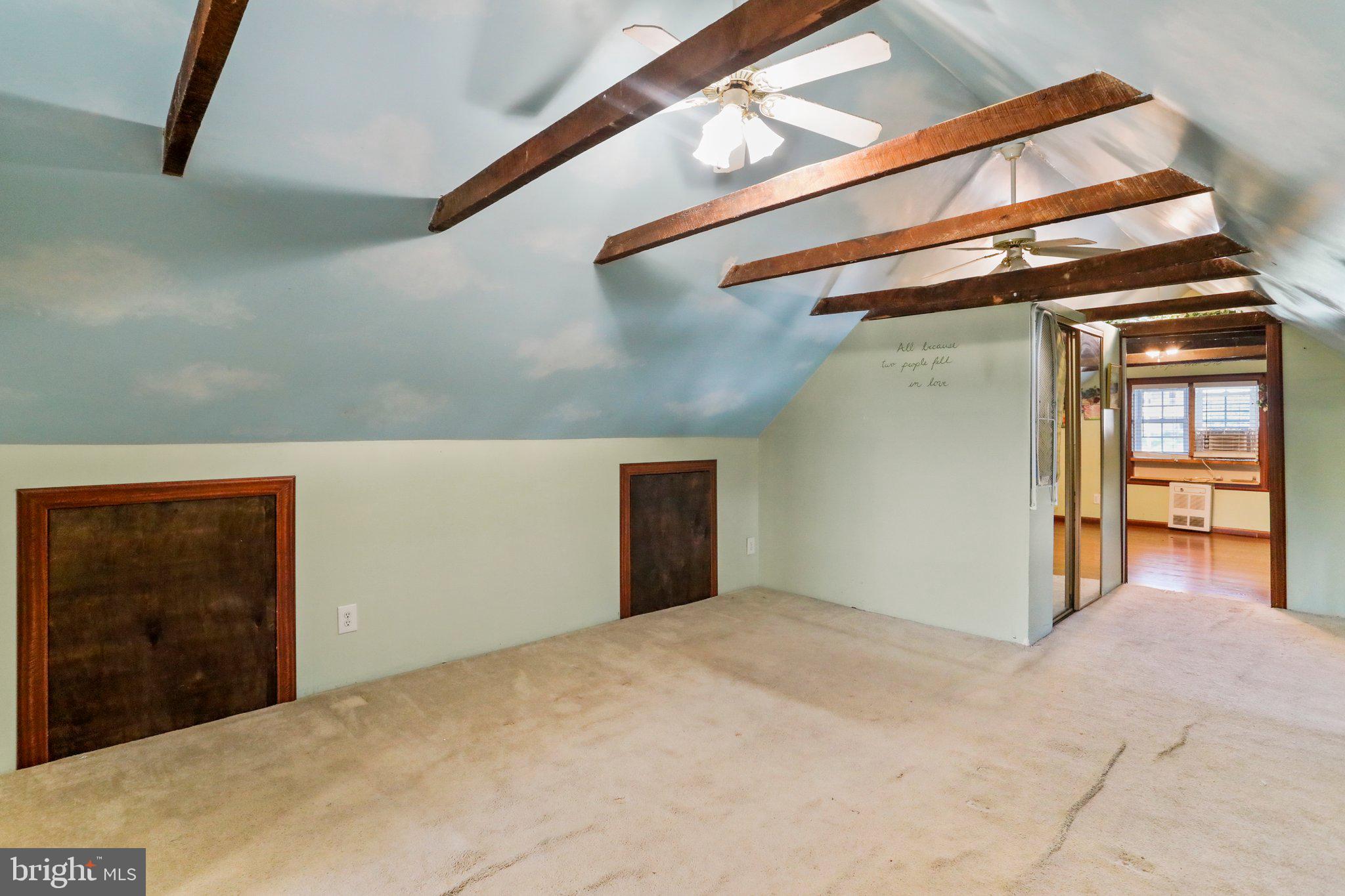 1009 MICHIGAN AVENUE