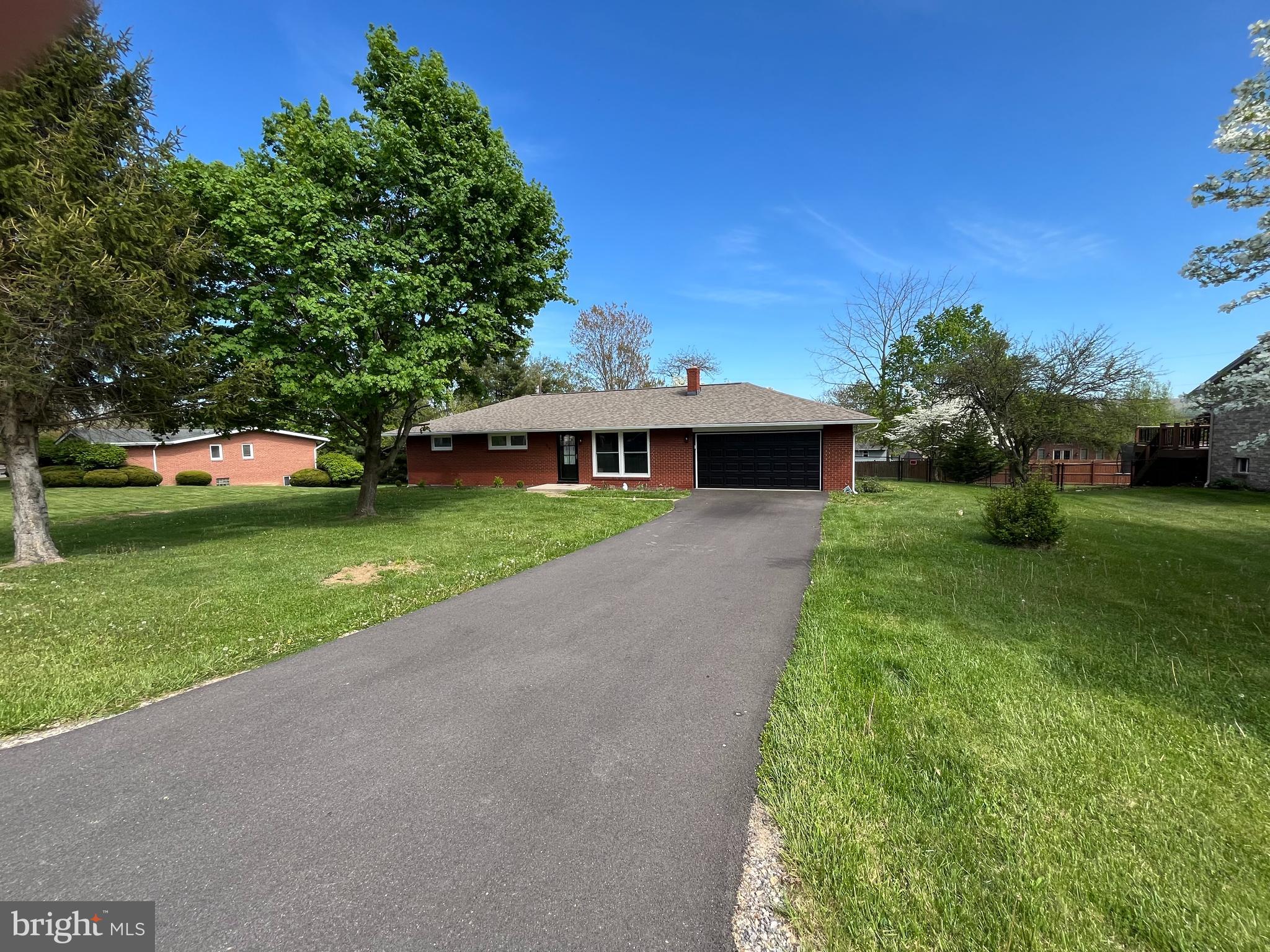 59 HAWTHORNE DRIVE