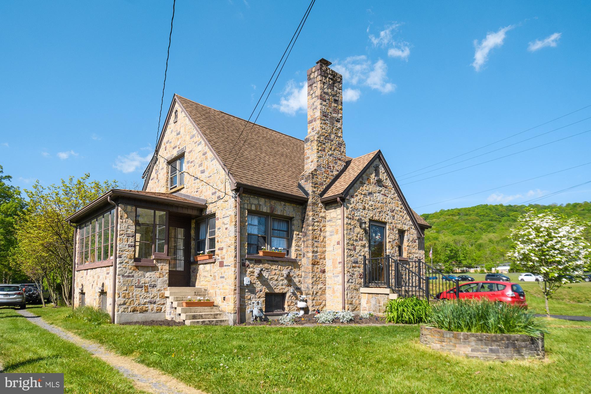 26 PARKSIDE BOULEVARD
