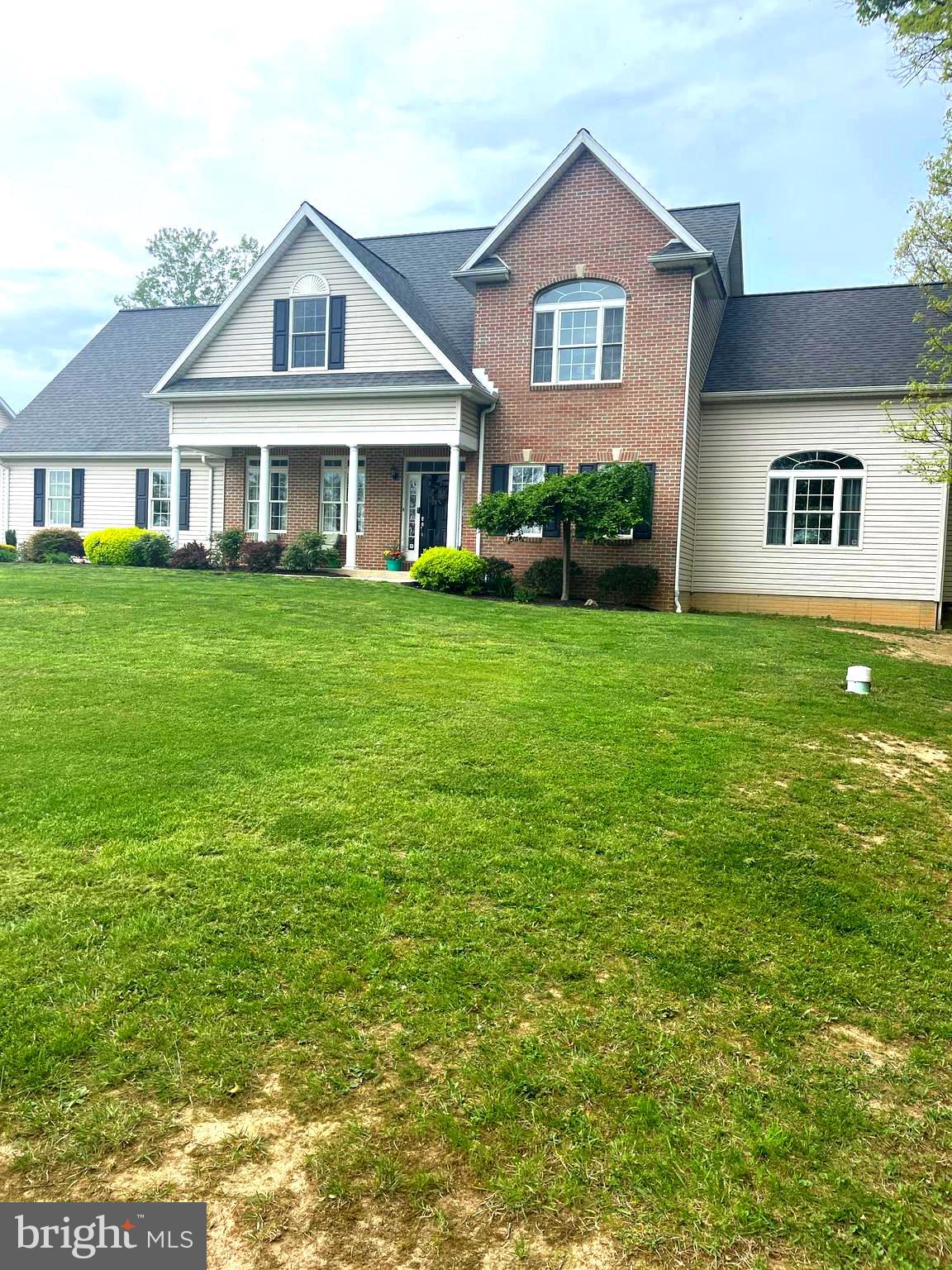 12009 BERTS LANE
