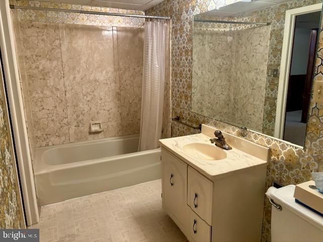 208 BRADDOCK HEIGHTS