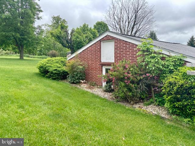 208 BRADDOCK HEIGHTS