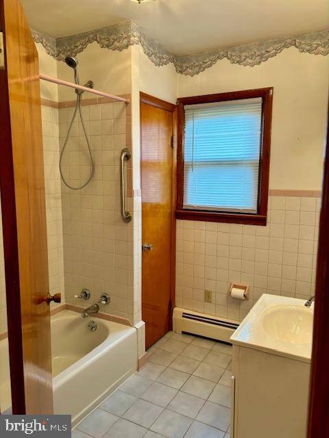 208 BRADDOCK HEIGHTS