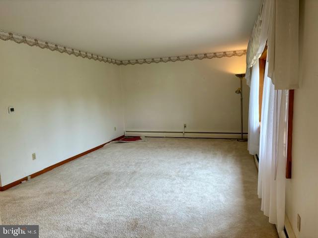 208 BRADDOCK HEIGHTS