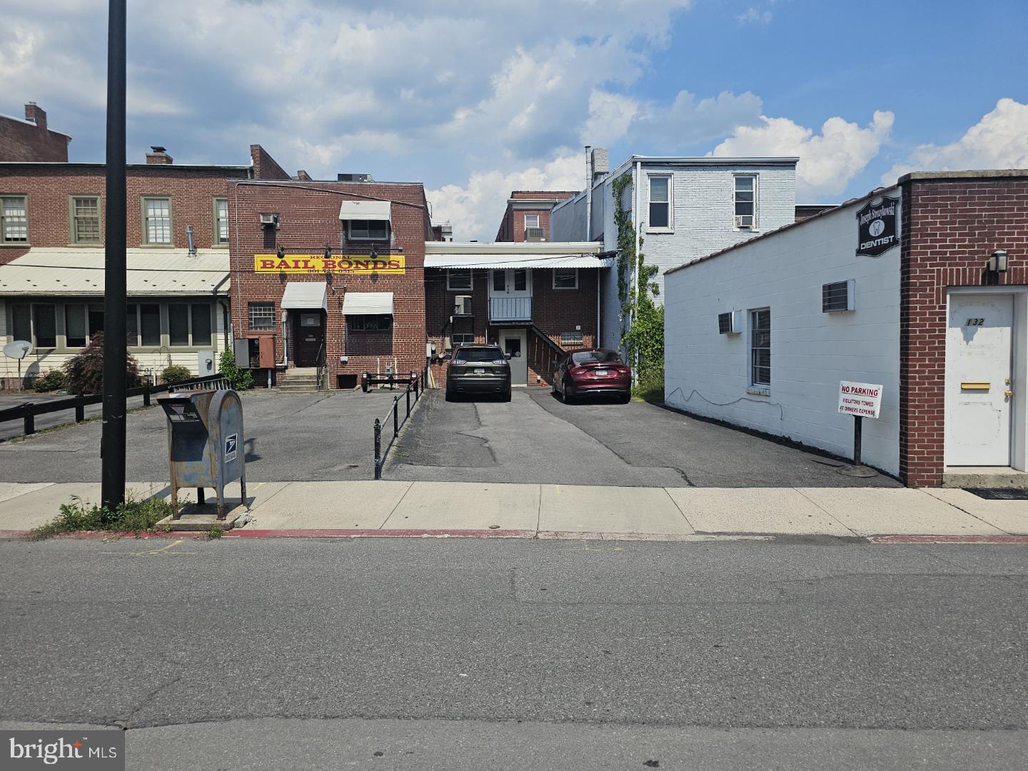 113 S CENTRE STREET