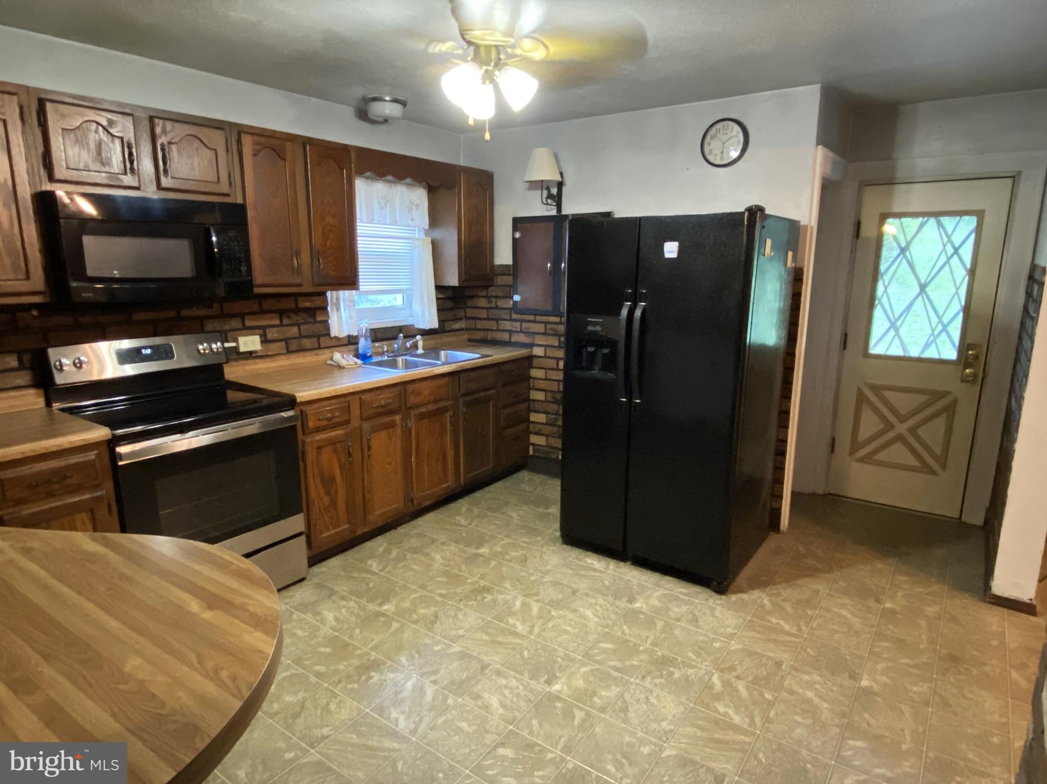 10129 MASON DIXON VIEW