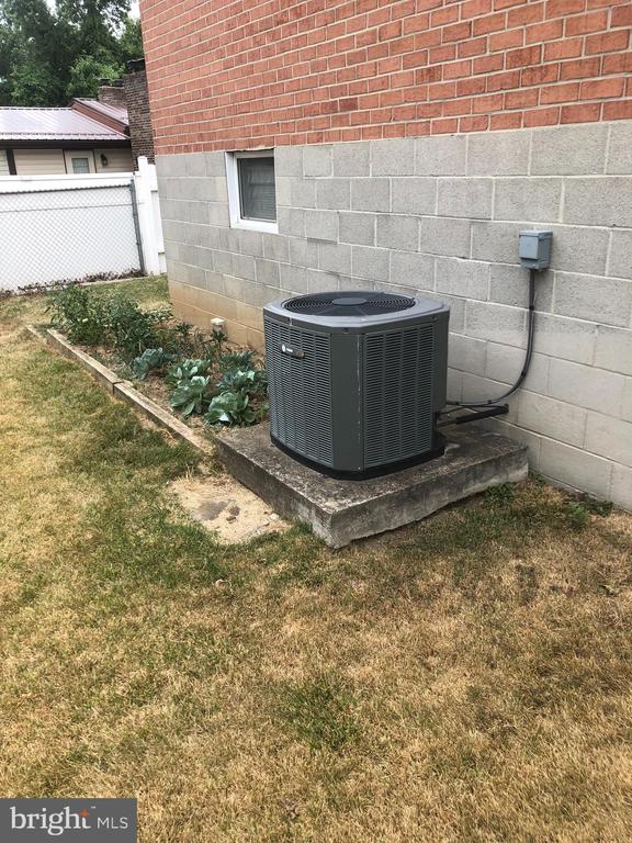 401 WEMPE DRIVE