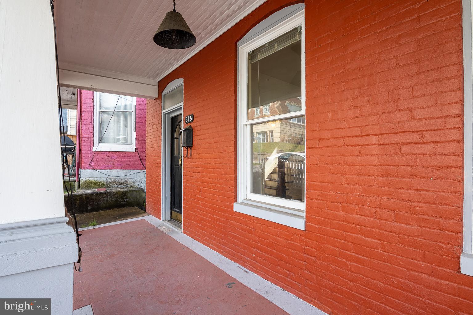 316 COLUMBIA STREET