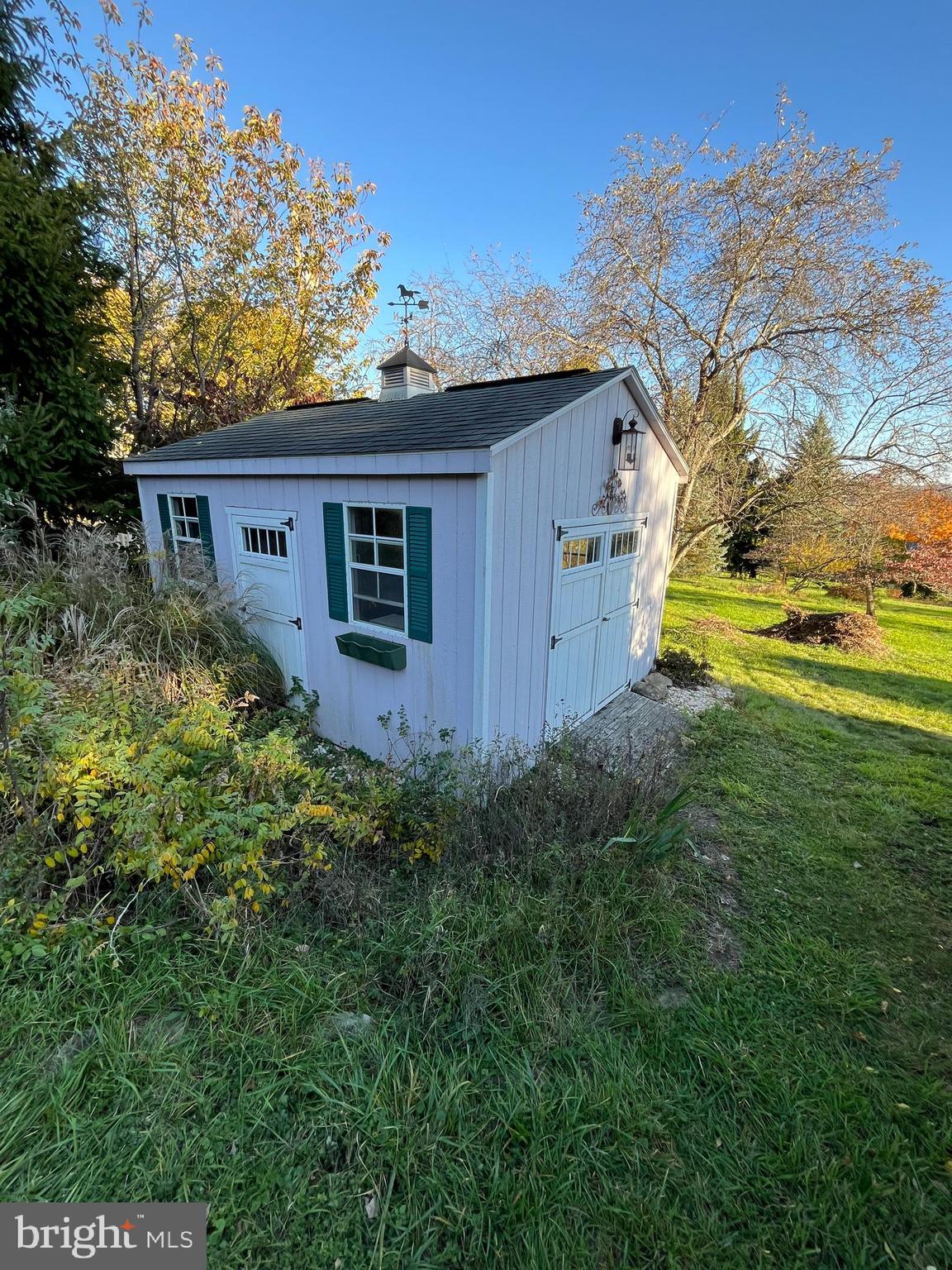 131 W COLLEGE AVENUE