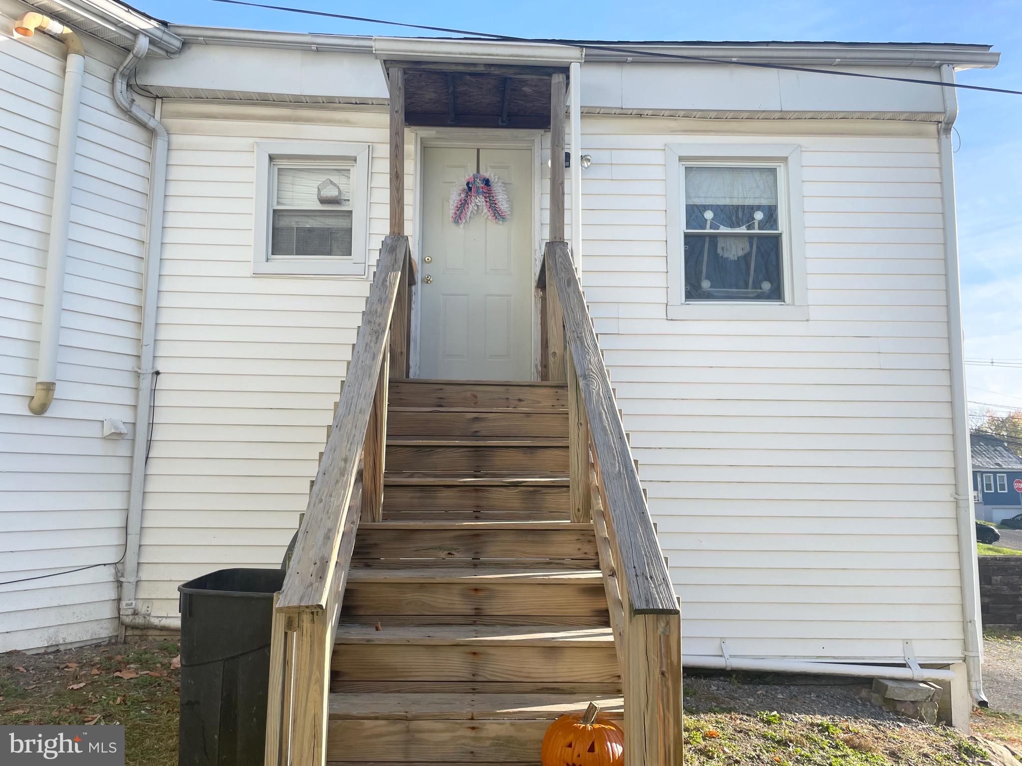 30 BEALL STREET
