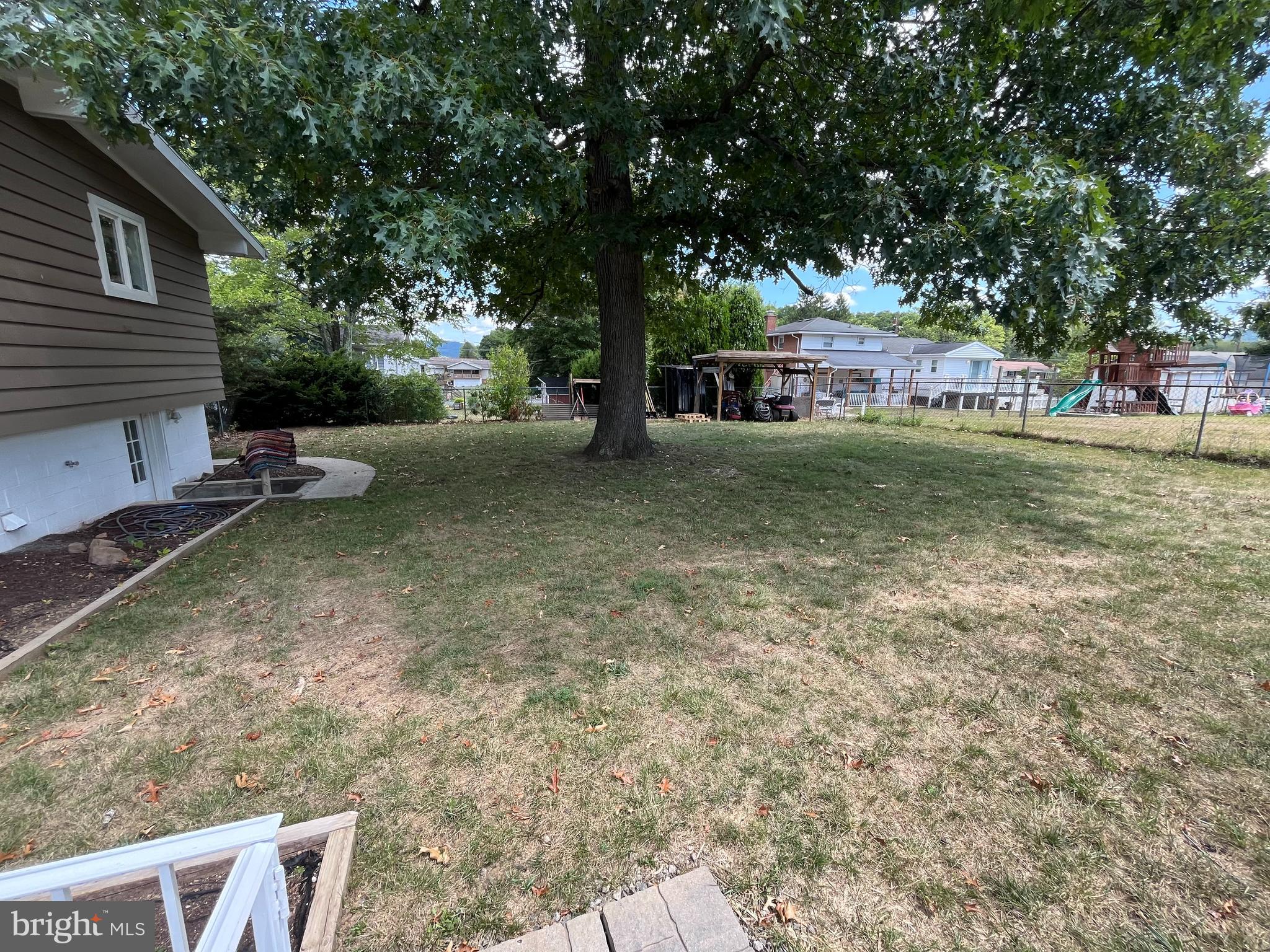 13718 BRANT ROAD SW
