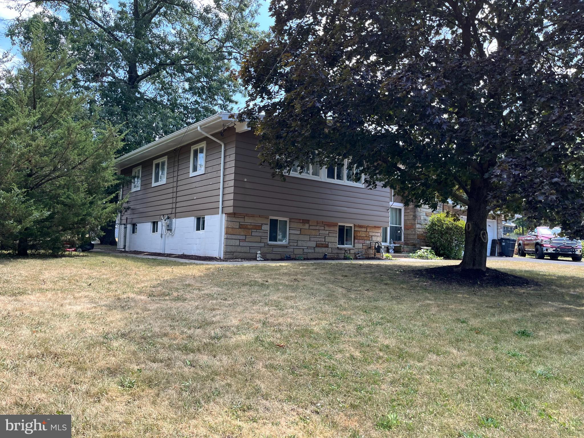 13718 BRANT ROAD SW