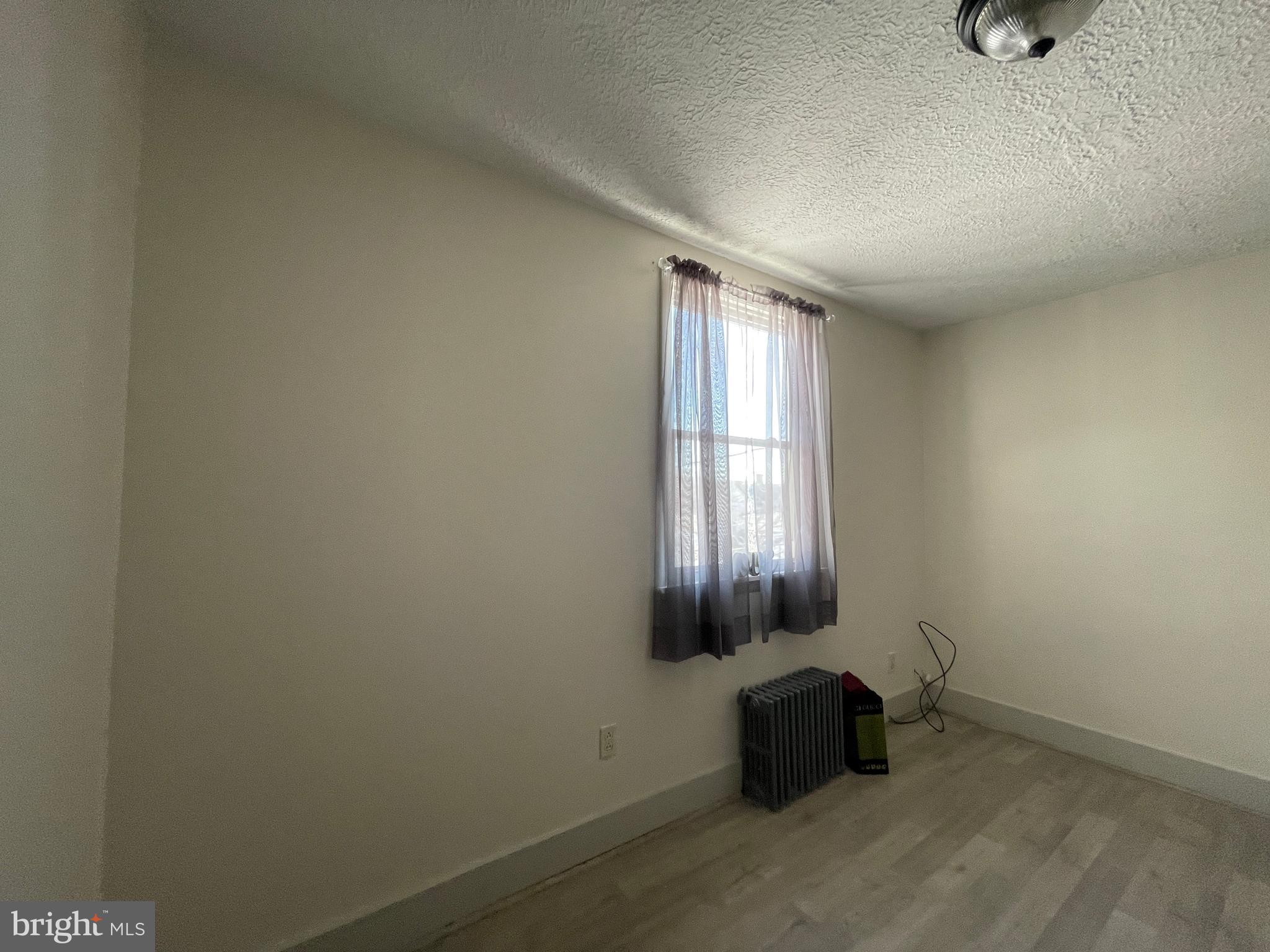 180 E MECHANIC STREET