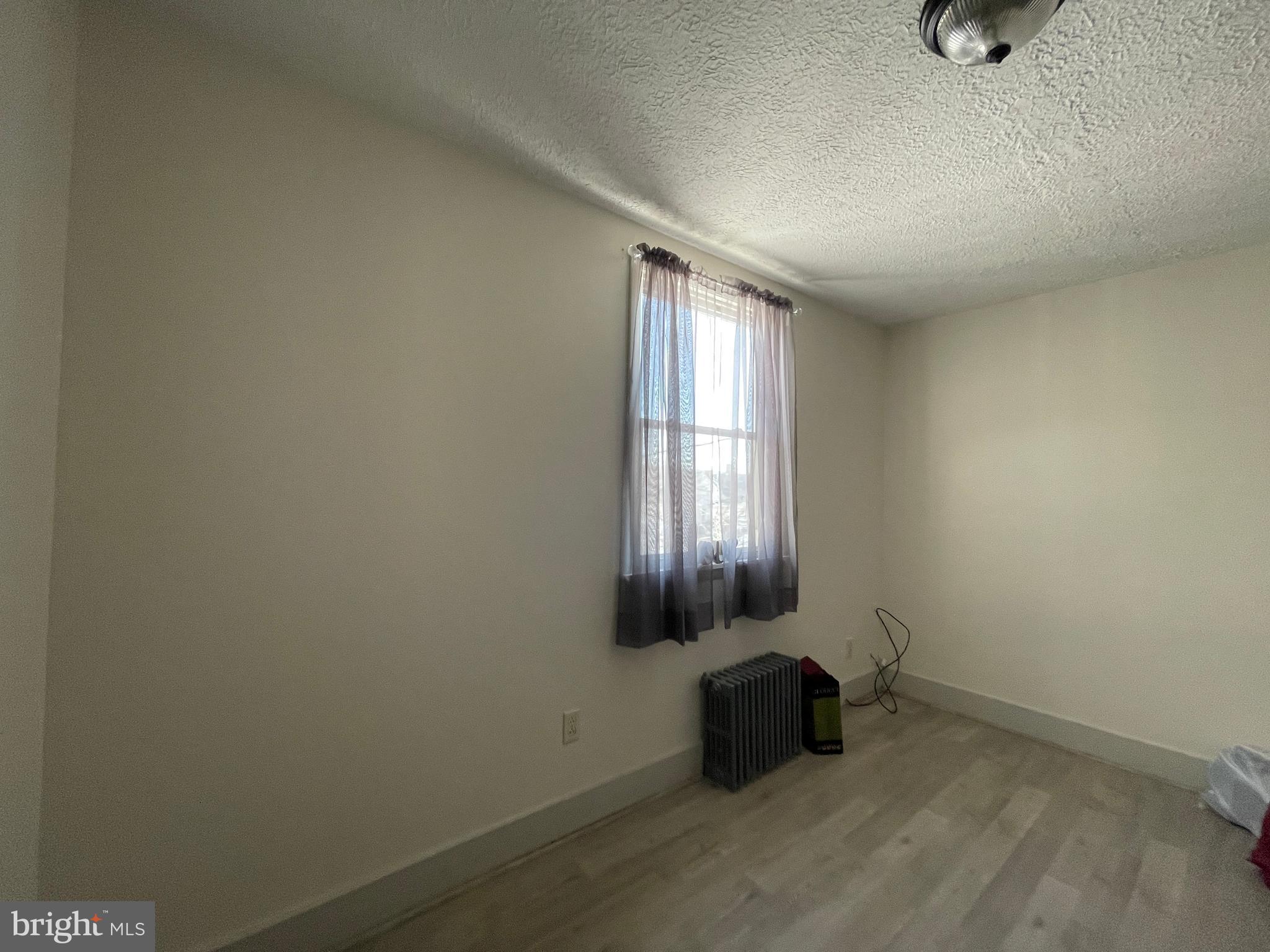 180 E MECHANIC STREET