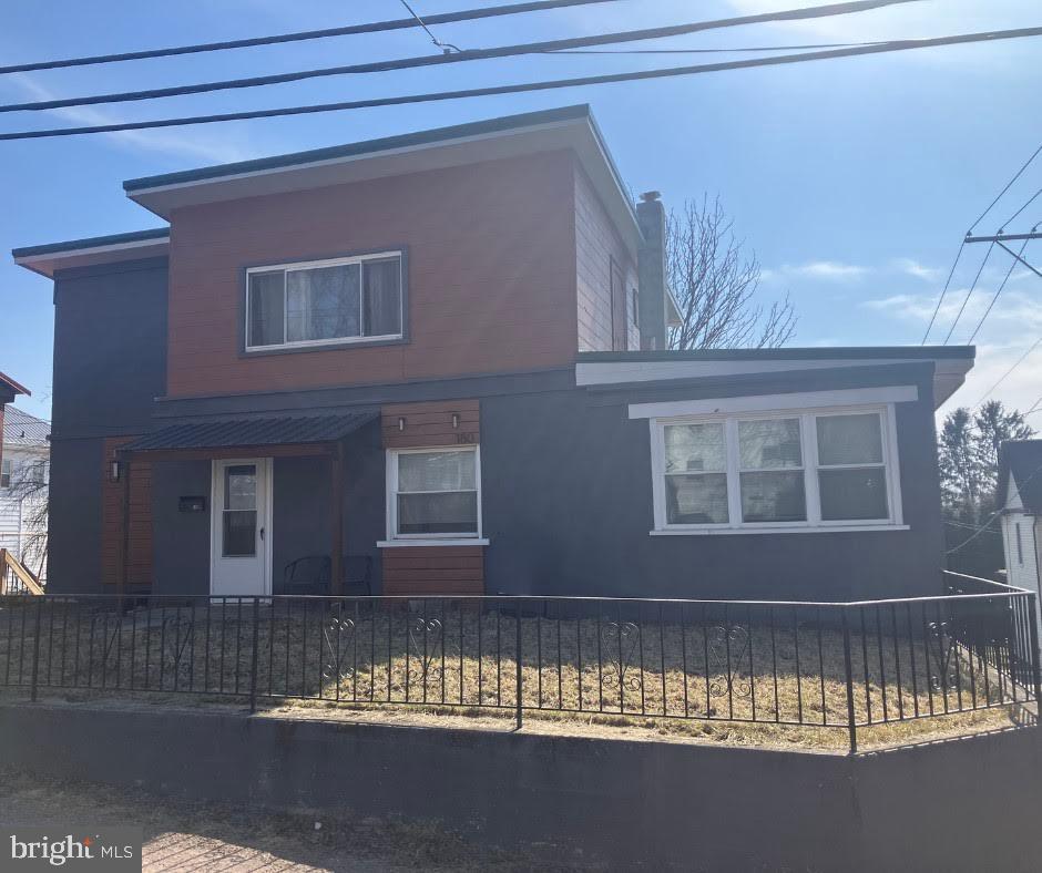 180 E MECHANIC STREET