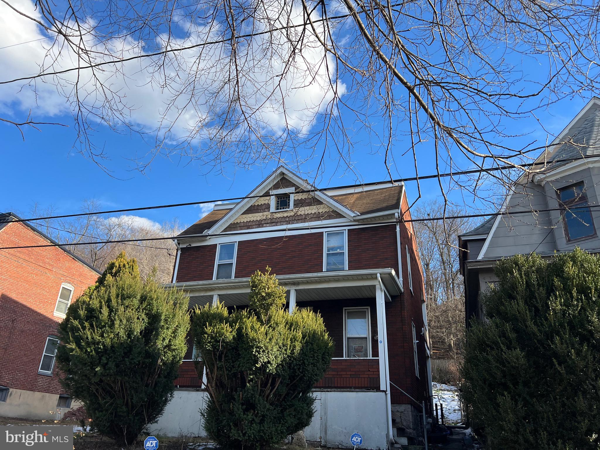 730 BAKER STREET