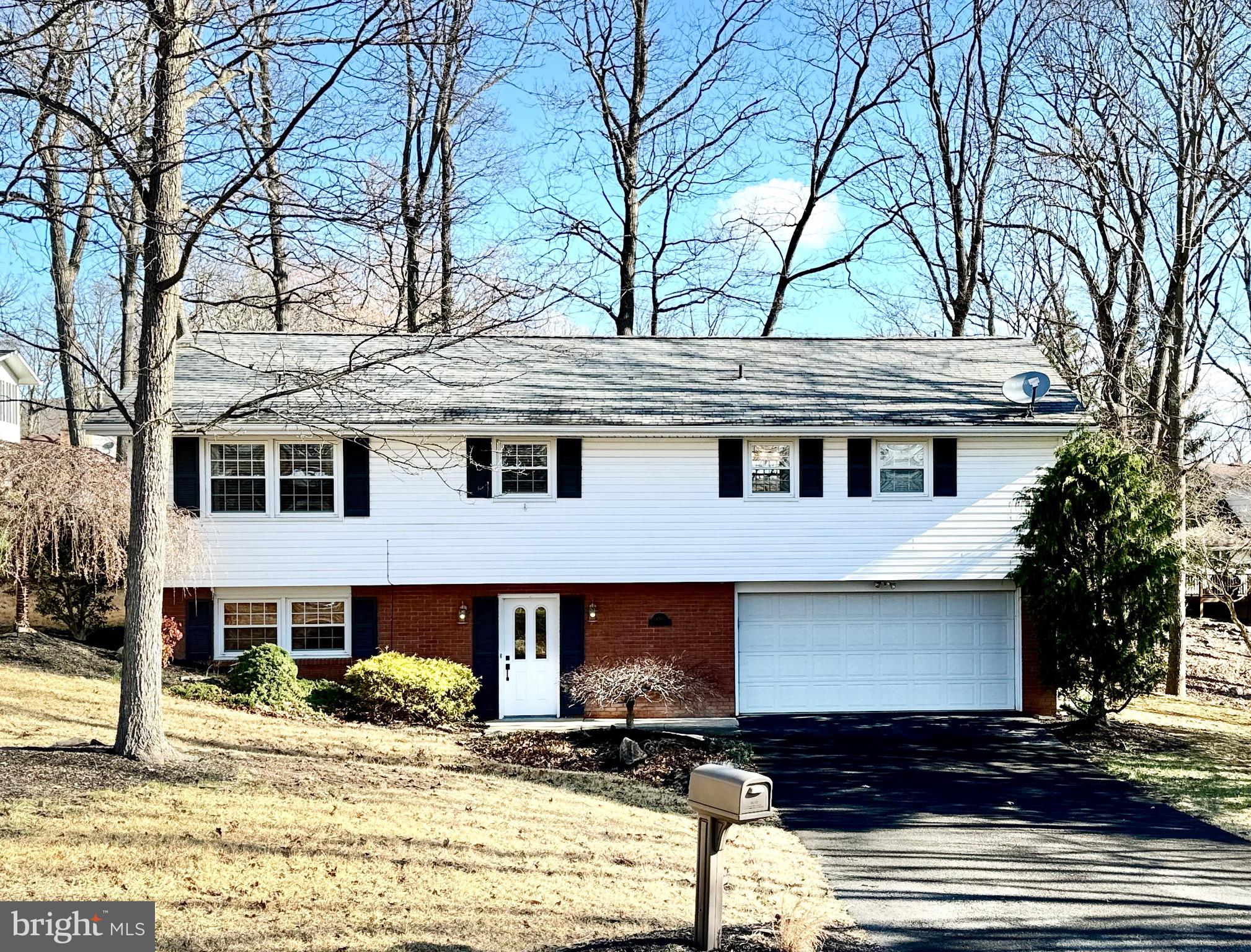 14805 WOODS EDGE COURT SW