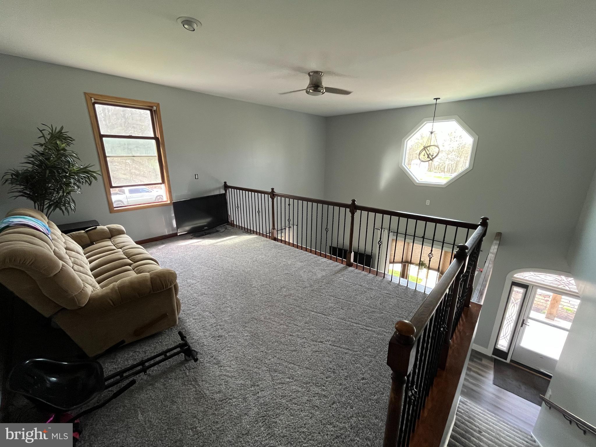 121 BRADDOCK HEIGHTS