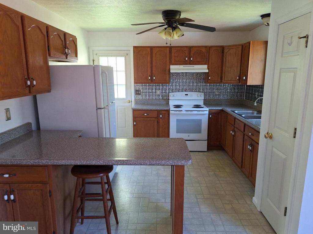 11017 RAVEN DRIVE