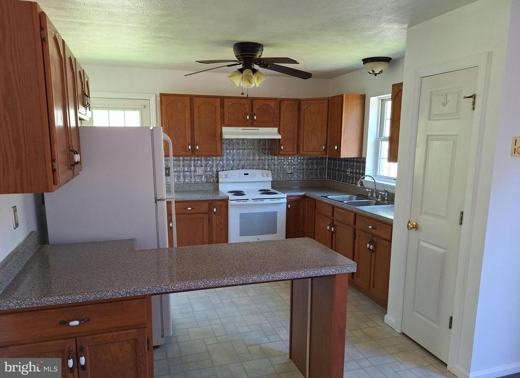 11017 RAVEN DRIVE