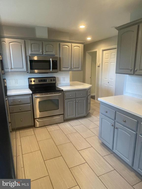10908 PARKERSBURG