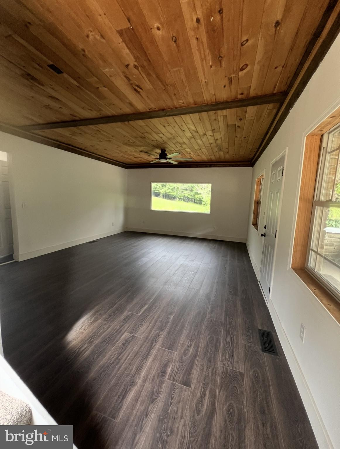 19402 OLD DANS ROCK ROAD