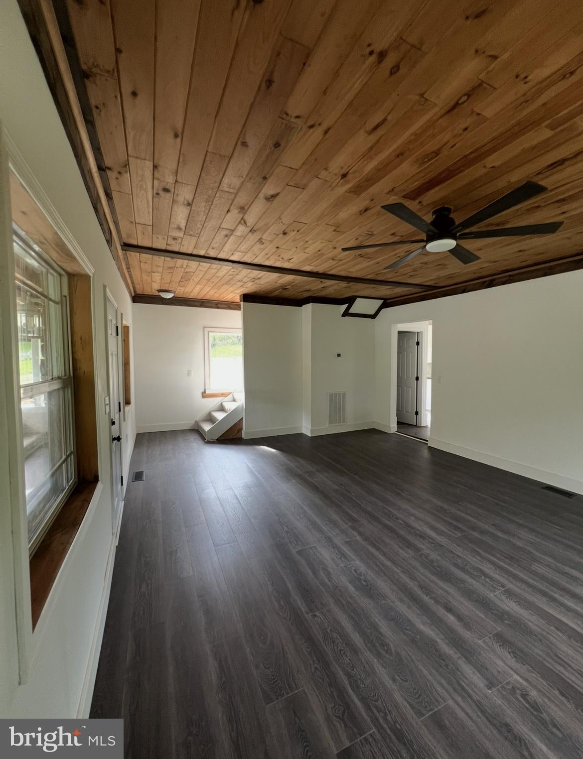 19402 OLD DANS ROCK ROAD