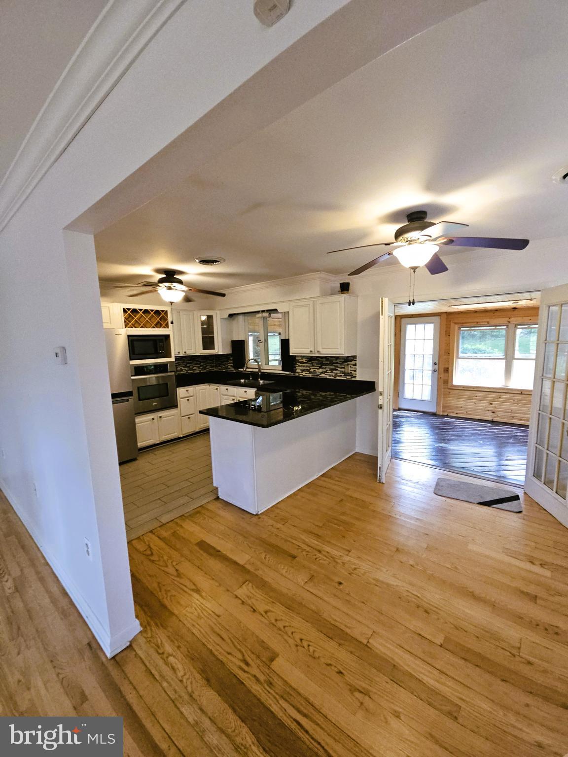 23 SUNSET DRIVE